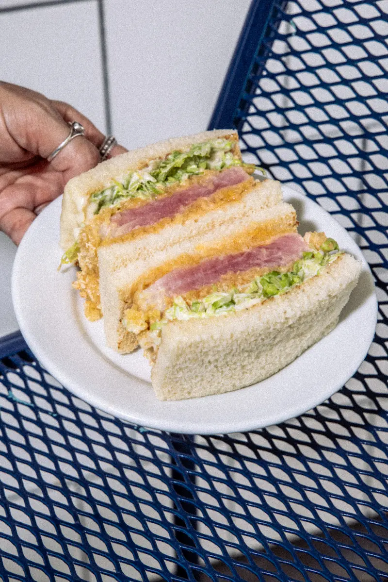 Katsu Tuna — Curadoria